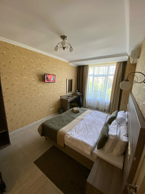 Гостиница Тавр Ялта-87