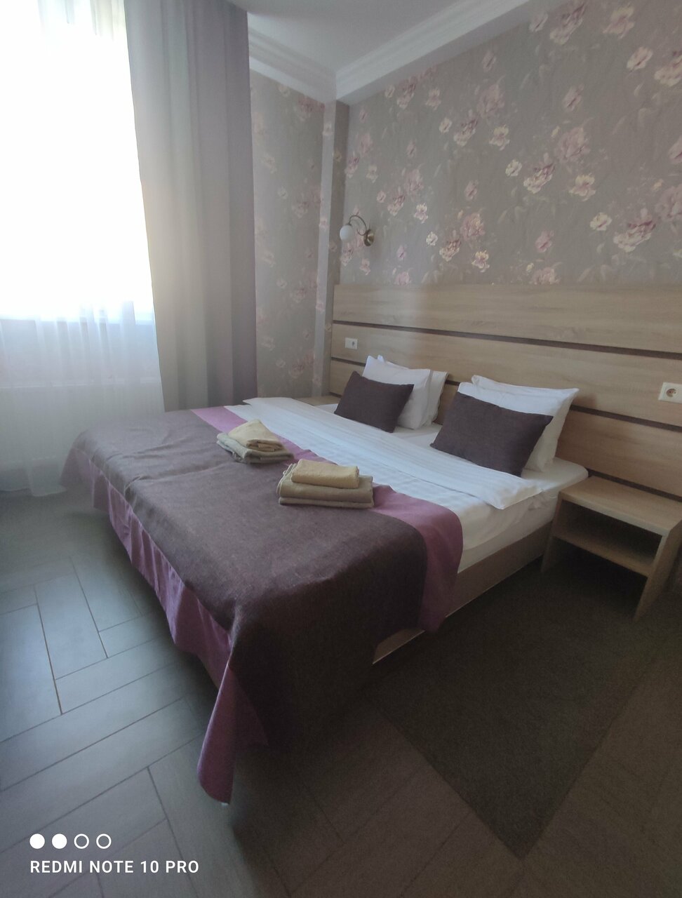 Гостиница Тавр Ялта-92