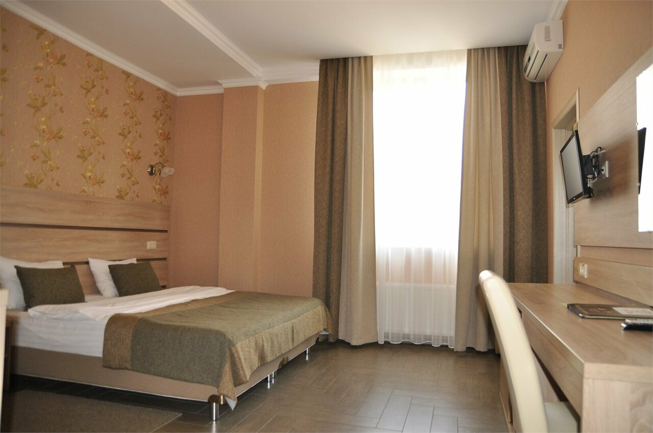 Гостиница Тавр Ялта