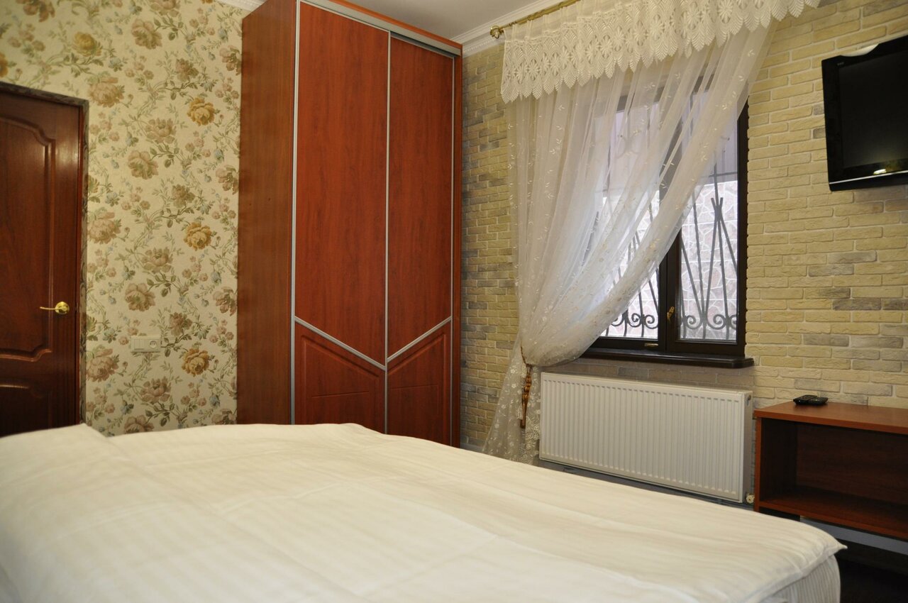Гостиница Тавр Ялта