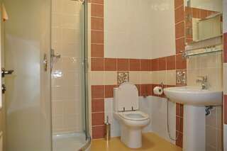 Гостиница Тавр Ялта Двухместный номер с 1 кроватью или 2 отдельными кроватями-13