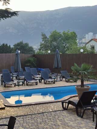 Гостиница Тавр Ялта-2