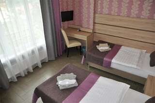 Гостиница Тавр Ялта Стандартный семейный номер-8