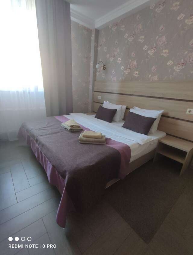 Гостиница Тавр Ялта-91