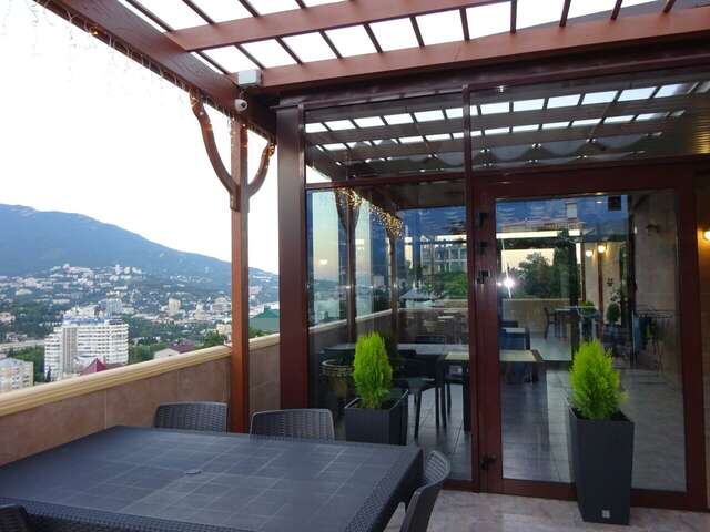 Гостиница Тавр Ялта-215