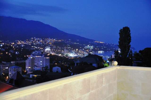 Гостиница Тавр Ялта-201