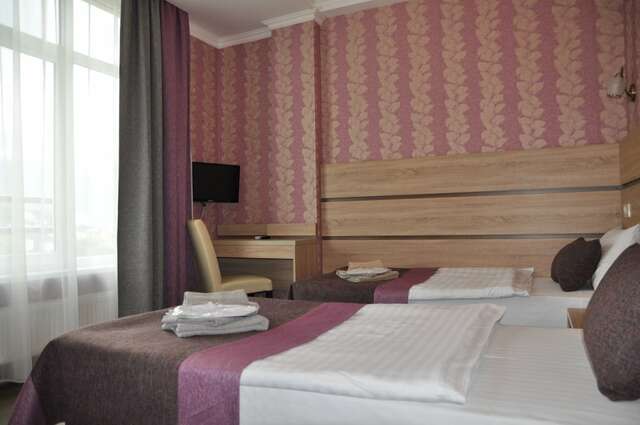 Гостиница Тавр Ялта-94